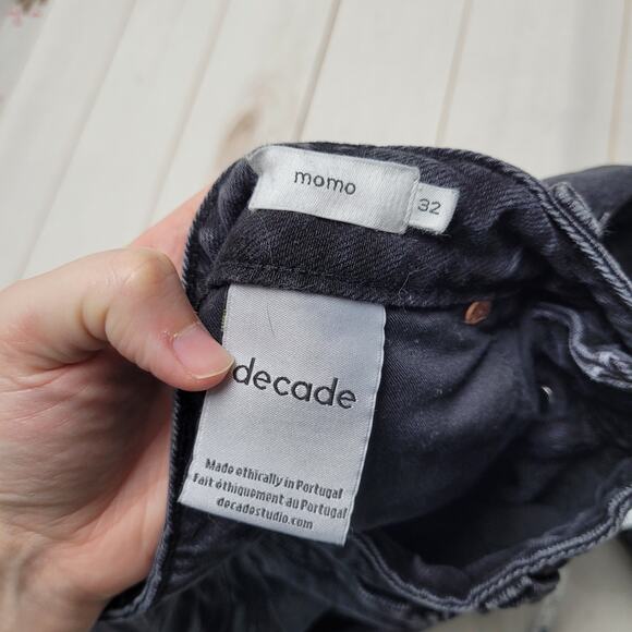 Decade Momo black high rise tapered mom jeans - Picture 10 of 13